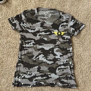 Nwot Chaser tshirt, sz med